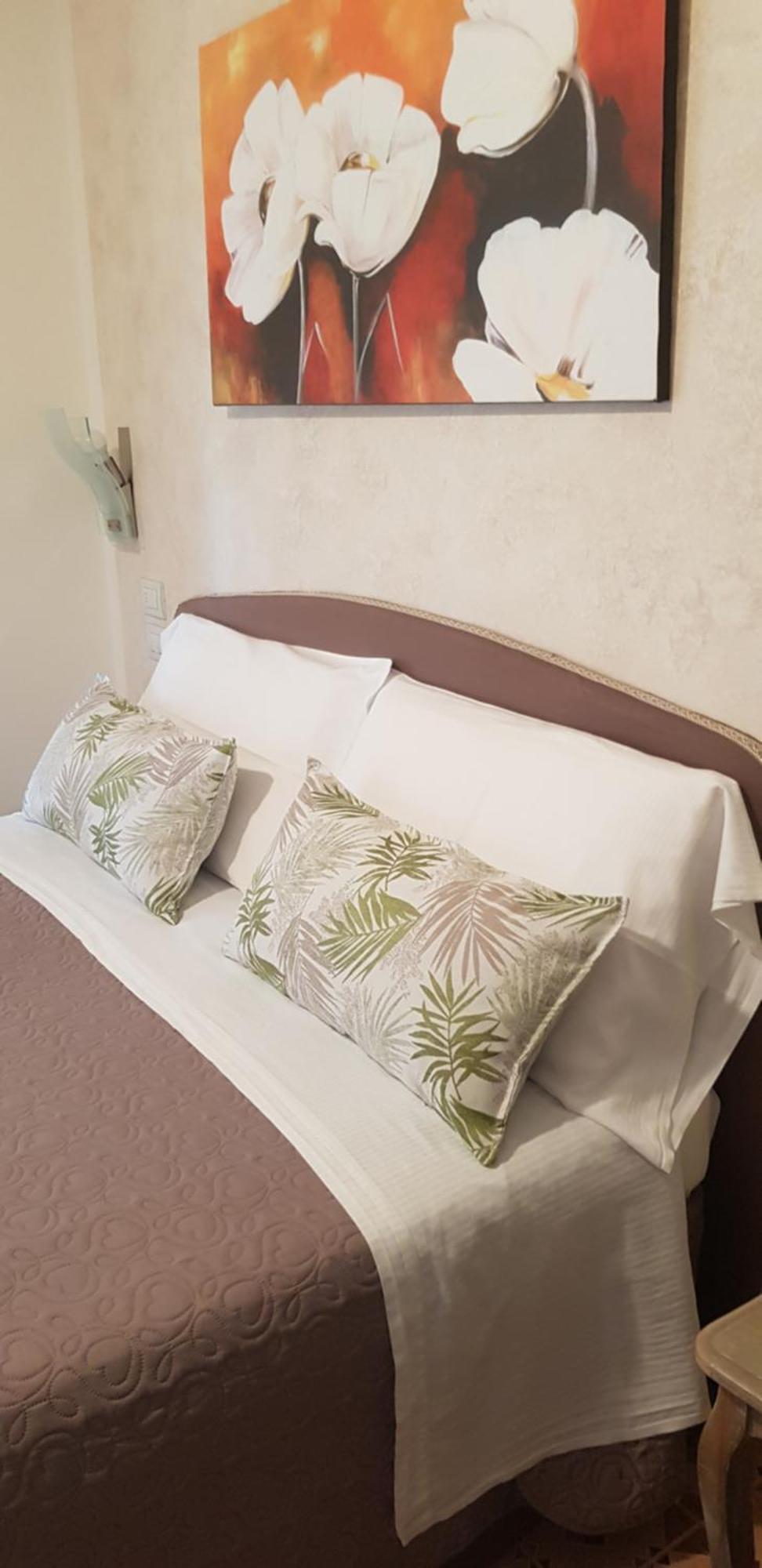 Hotel Margherita Meuble Σιρμιόνε Δωμάτιο φωτογραφία