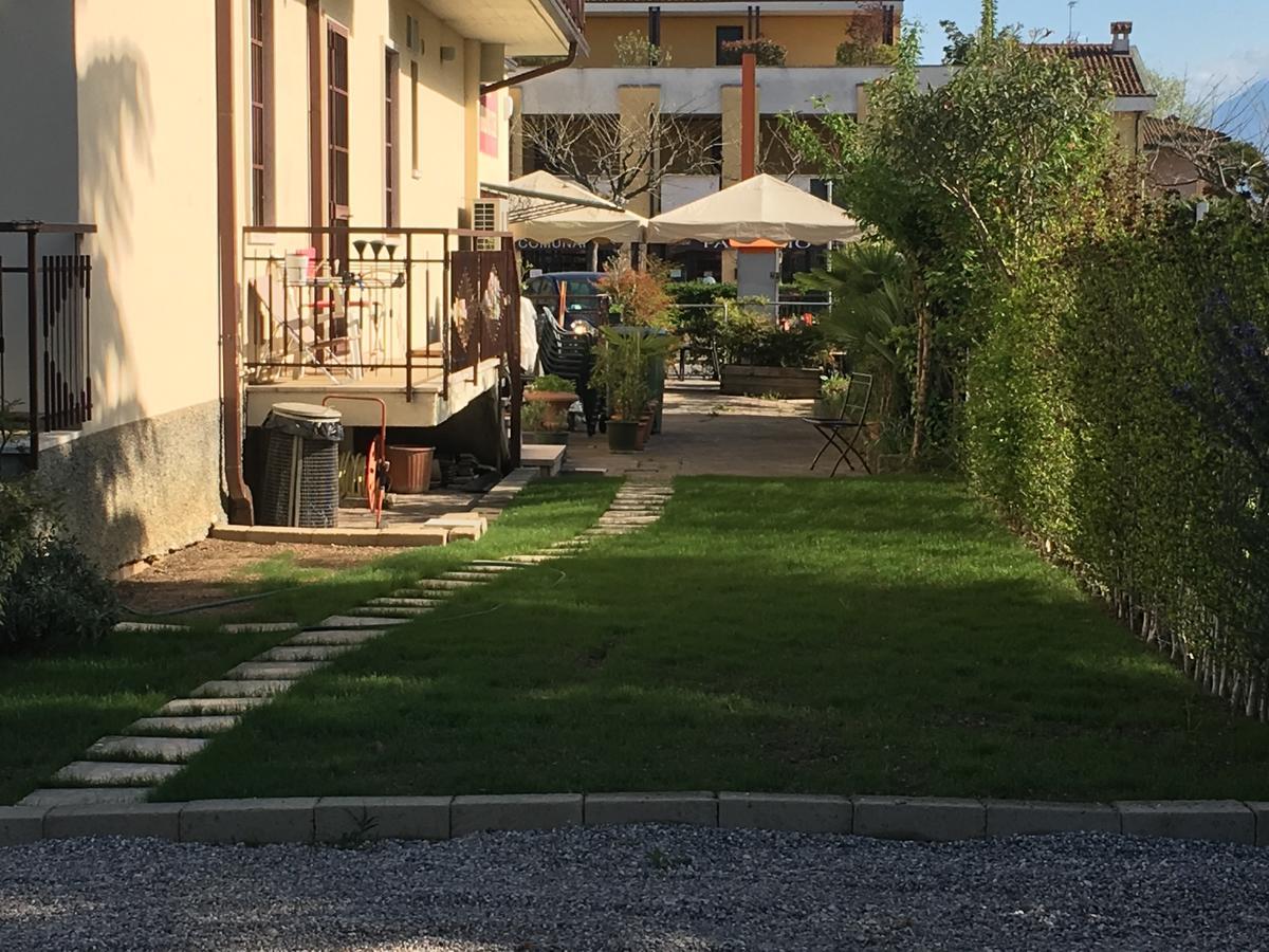Hotel Margherita Meuble Σιρμιόνε Εξωτερικό φωτογραφία