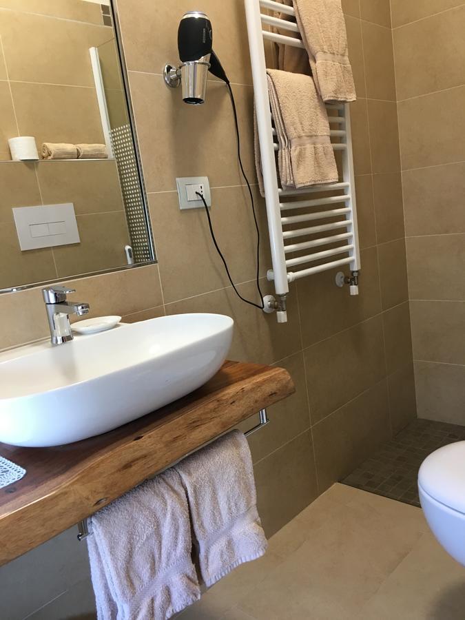Hotel Margherita Meuble Σιρμιόνε Εξωτερικό φωτογραφία