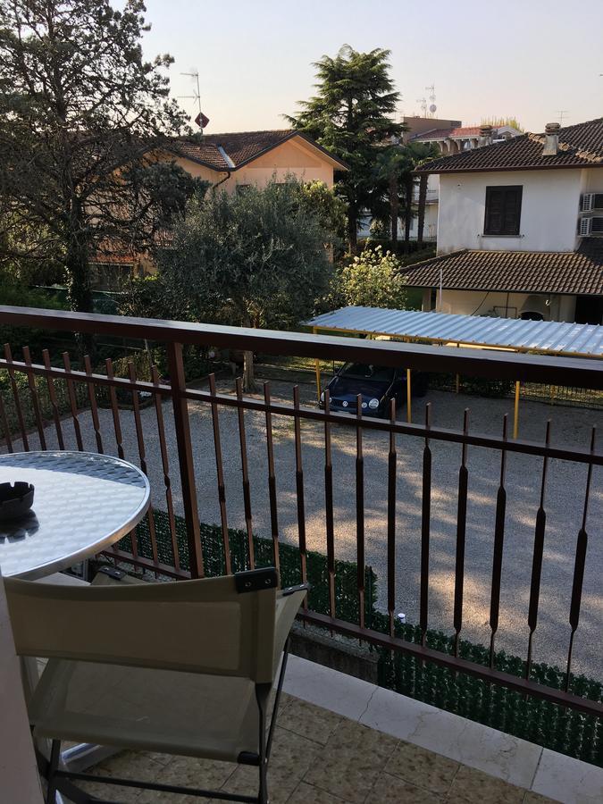 Hotel Margherita Meuble Σιρμιόνε Εξωτερικό φωτογραφία
