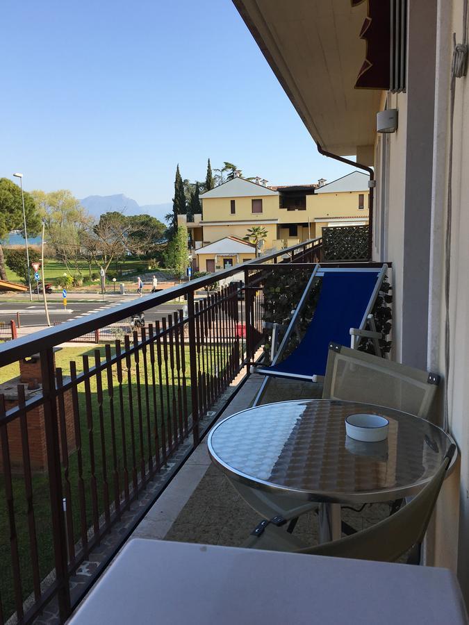 Hotel Margherita Meuble Σιρμιόνε Εξωτερικό φωτογραφία